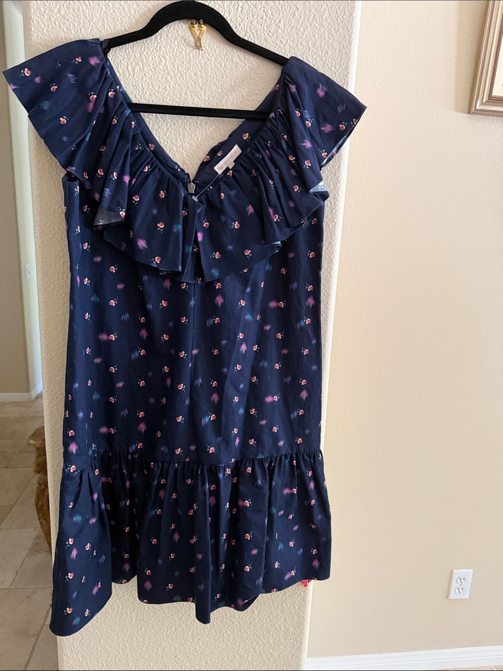 Brand new with tag perfect for spring and summer